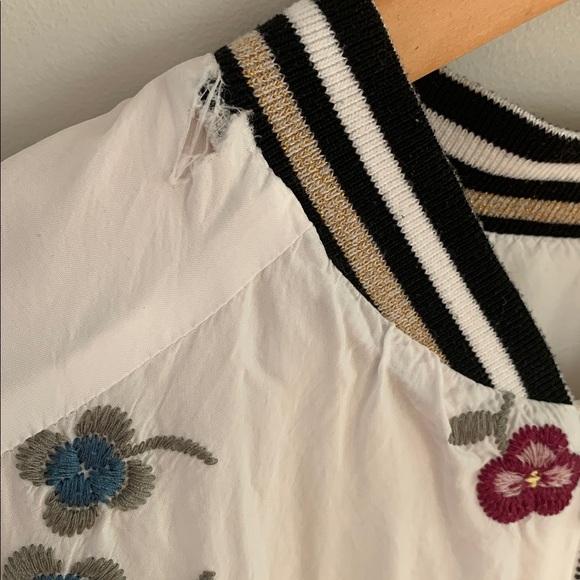 Johnny Was Kitty Reversible Bomber Jacket Size Medium Embroidered Floral - Picture 16 of 16